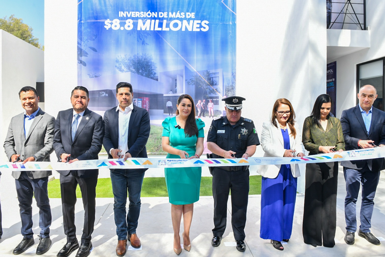 TERE JIMÉNEZ ENCABEZA GRADUACIÓN DE MAESTROS EN CRIMINALÍSTICA E INAUGURA NUEVAS INSTALACIONES EN LA UNIVERSIDAD DE LA POLICÍA Y CIENCIAS DE LA SEGURIDAD
